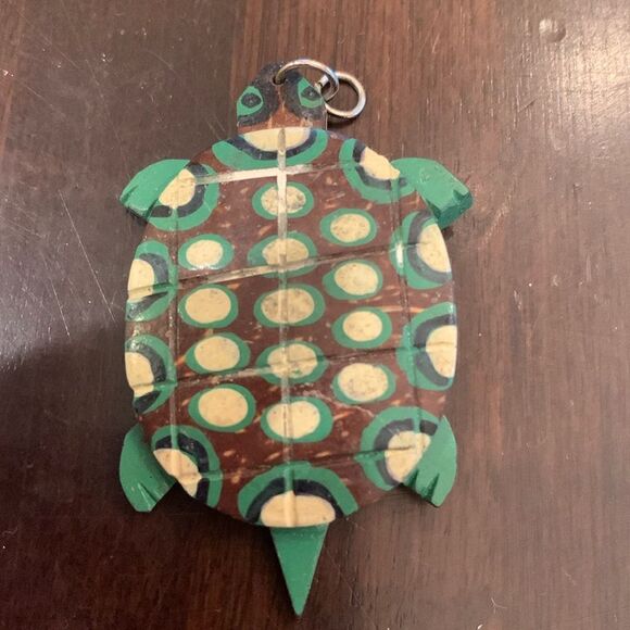 Wood Turtle Pendant - Picture 1 of 3